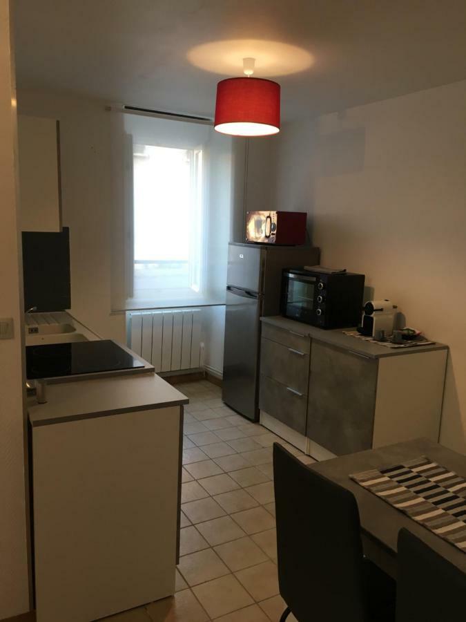 Charmant T2 Rdc Dans Residence Avec Parc Arbore Saint-Pierre-le-Moûtier Exterior photo